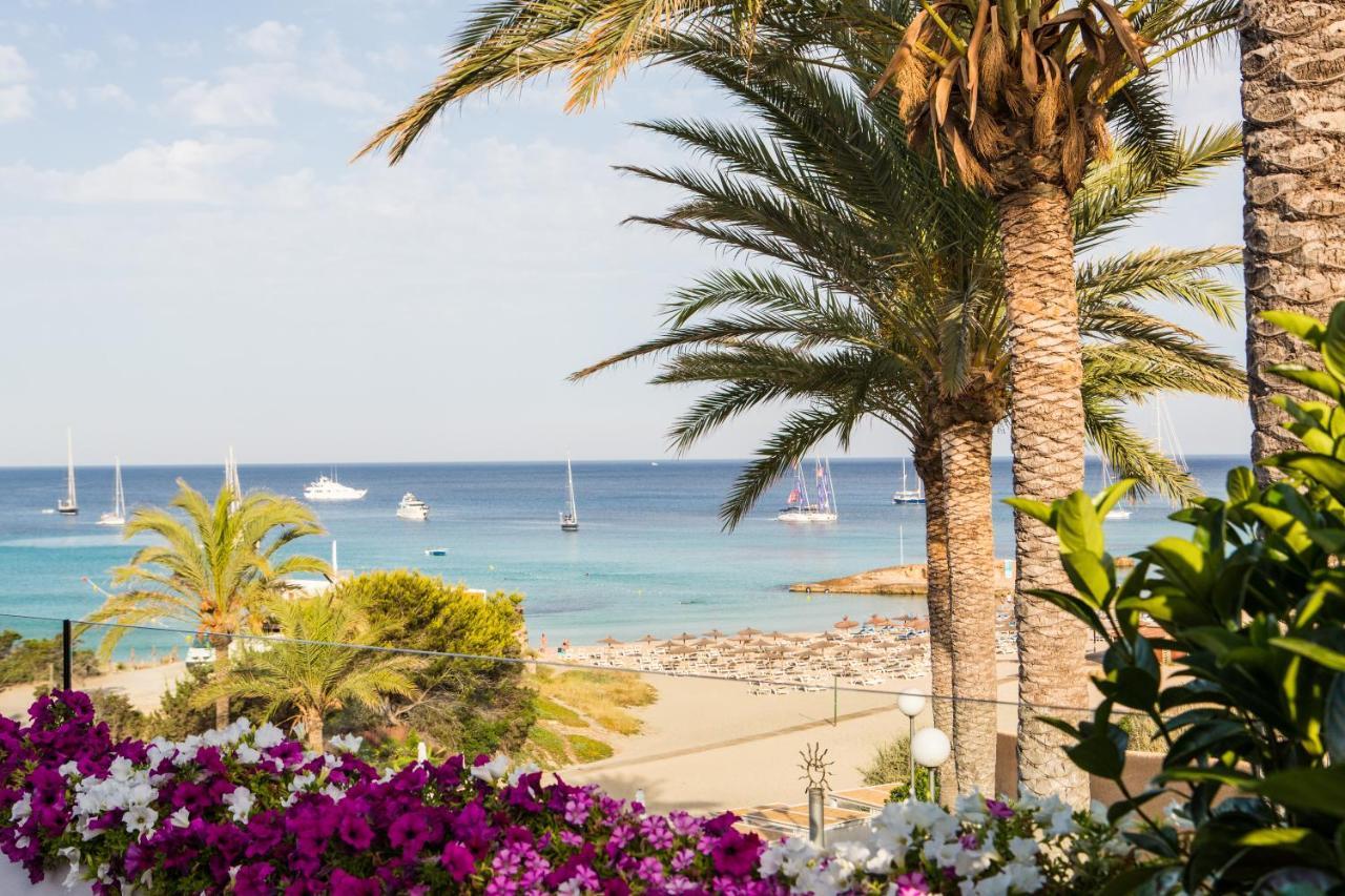 Insotel Tarida Beach Resort & Spa Cala Tarida  Esterno foto