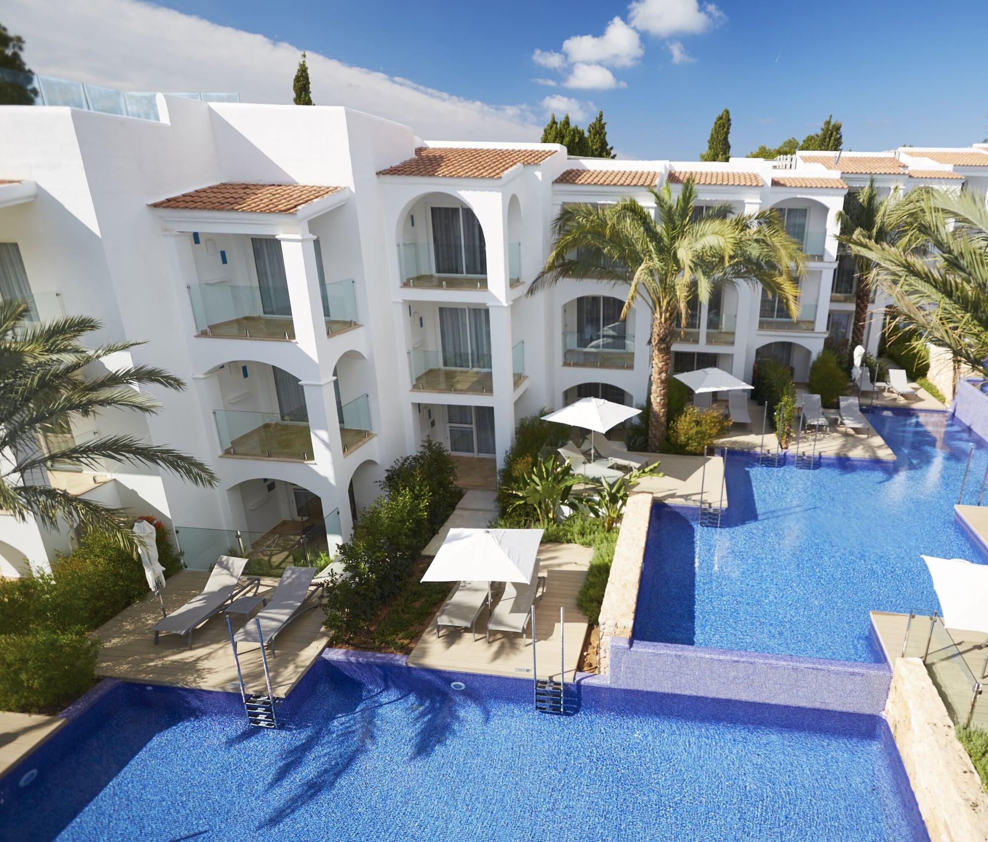 Insotel Tarida Beach Resort & Spa Cala Tarida  Esterno foto