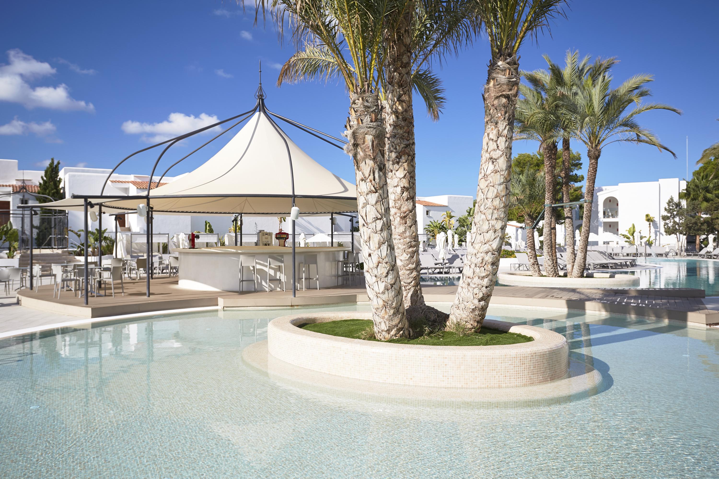 Insotel Tarida Beach Resort & Spa Cala Tarida  Esterno foto