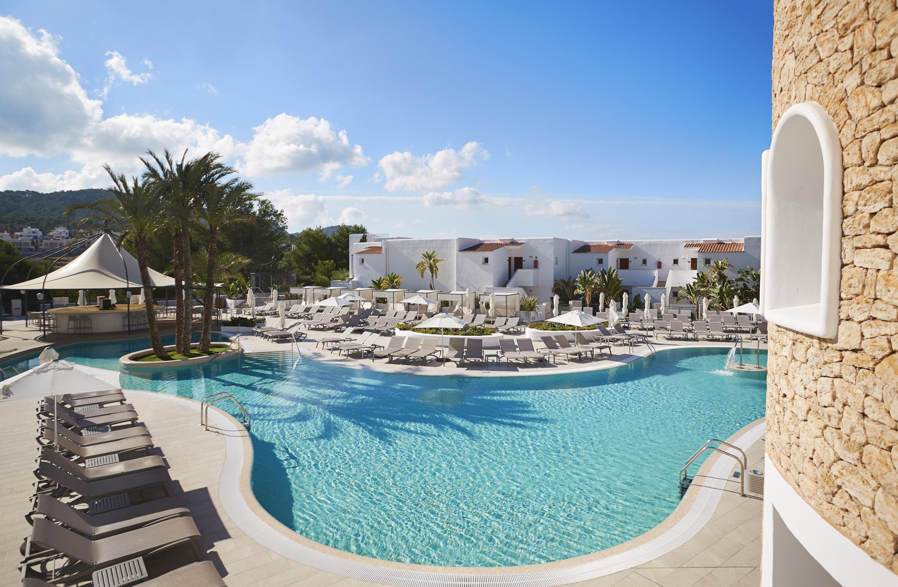 Insotel Tarida Beach Resort & Spa Cala Tarida  Esterno foto