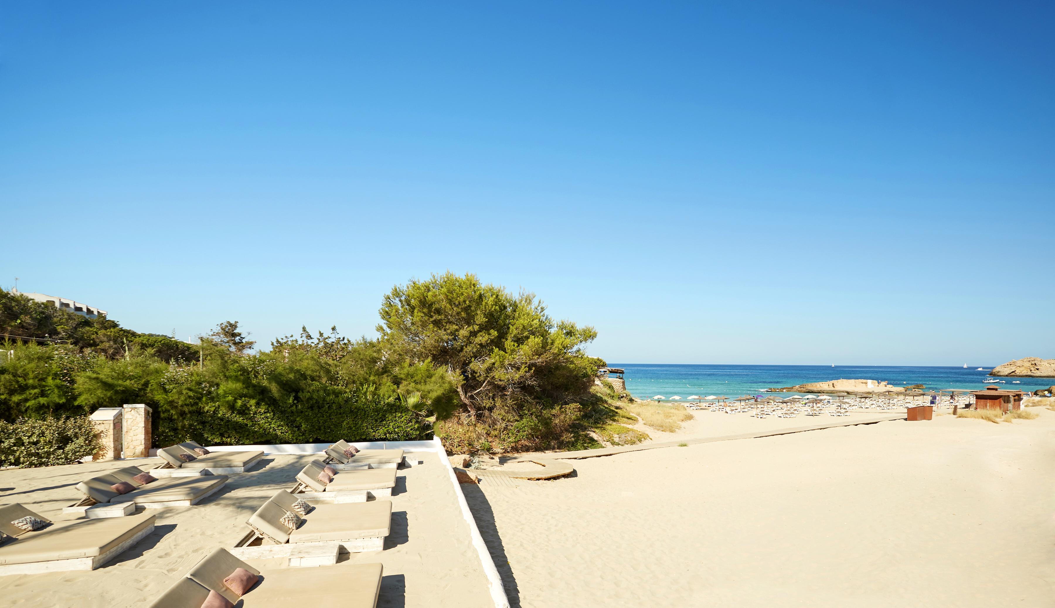 Insotel Tarida Beach Resort & Spa Cala Tarida  Esterno foto